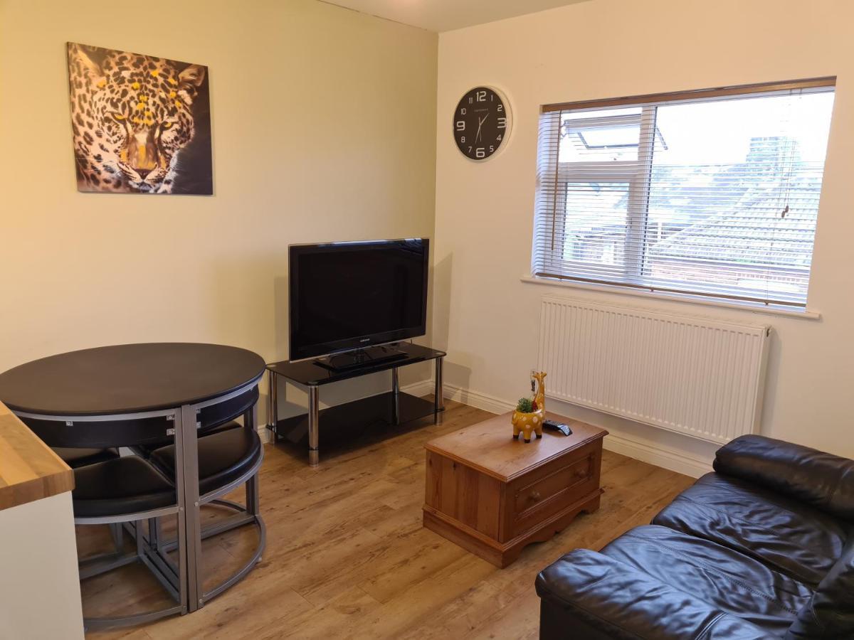Yarmouth Apartments, Street Permit Parking, Close To Everything, Beach, Pier, Free Wifi Горад Грэйт Ярмут Стая снимка