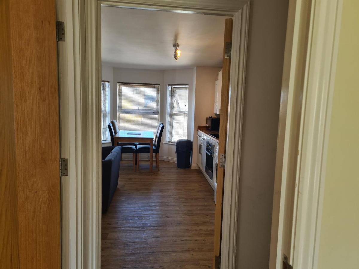 Yarmouth Apartments, Street Permit Parking, Close To Everything, Beach, Pier, Free Wifi Горад Грэйт Ярмут Екстериор снимка