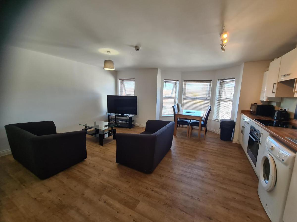 Yarmouth Apartments, Street Permit Parking, Close To Everything, Beach, Pier, Free Wifi Горад Грэйт Ярмут Екстериор снимка