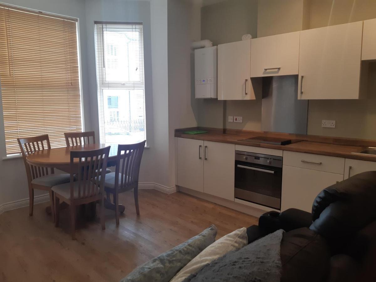 Yarmouth Apartments, Street Permit Parking, Close To Everything, Beach, Pier, Free Wifi Горад Грэйт Ярмут Екстериор снимка